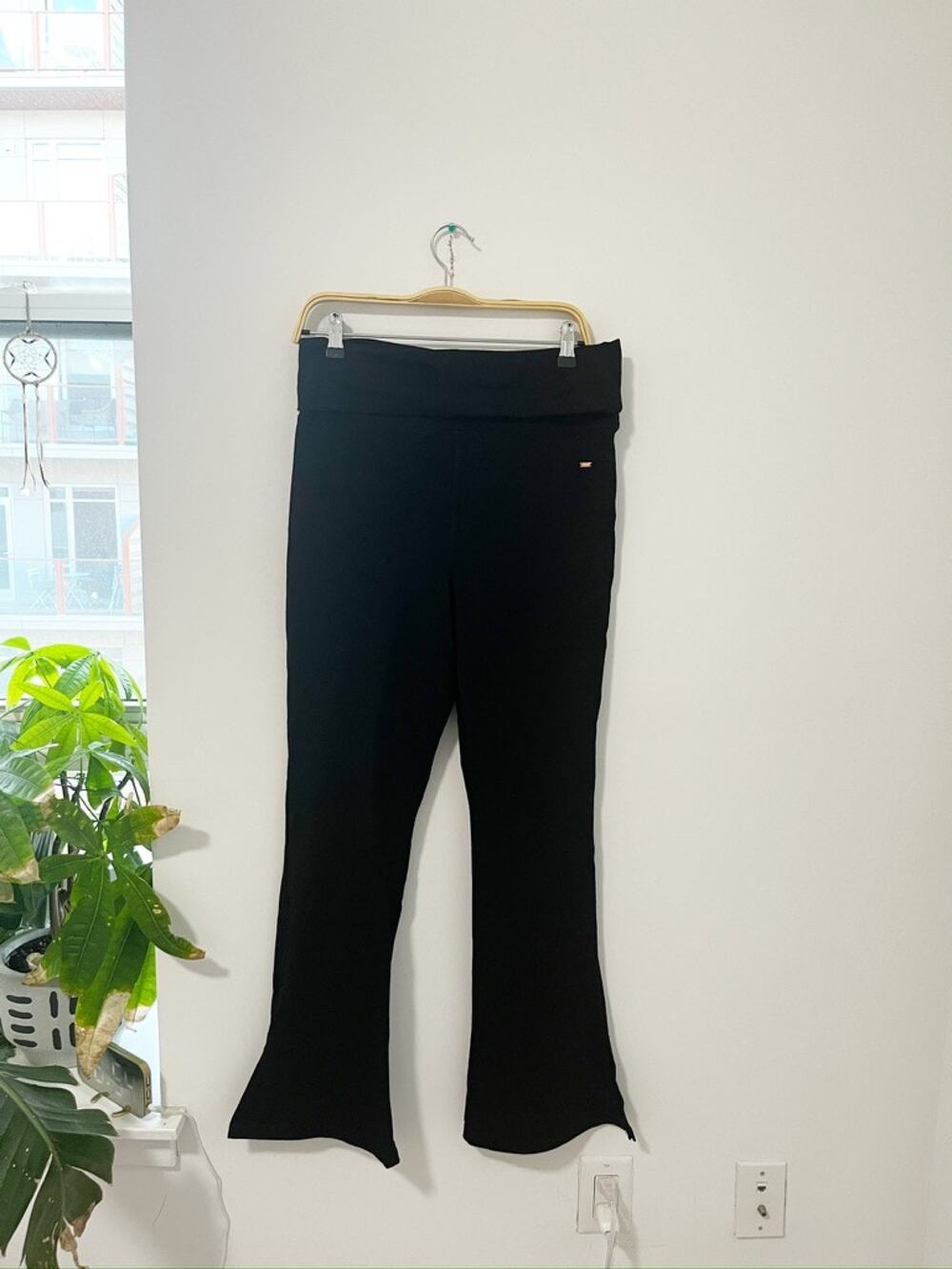 NEW Victoria's Secret PINK Black Flare Leggings Size XL